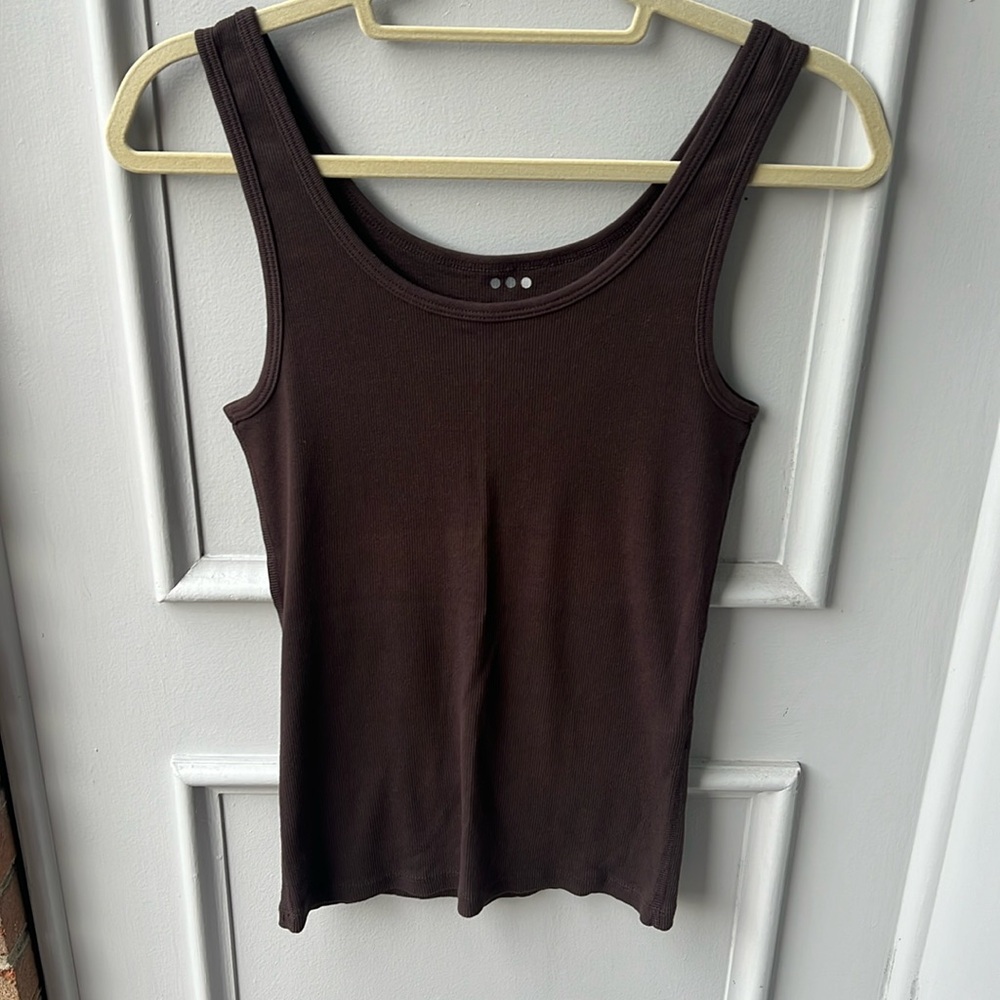 3 Dots Ribbed Brown Tank